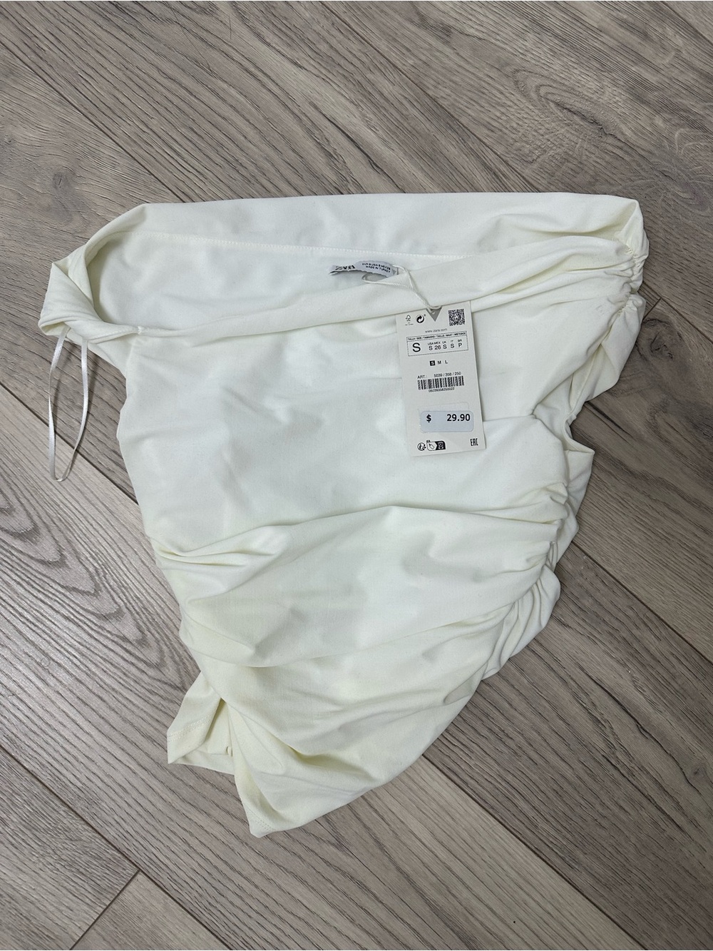 Zara off the shoulder ruched white top 
Size small 
New with tags never worn